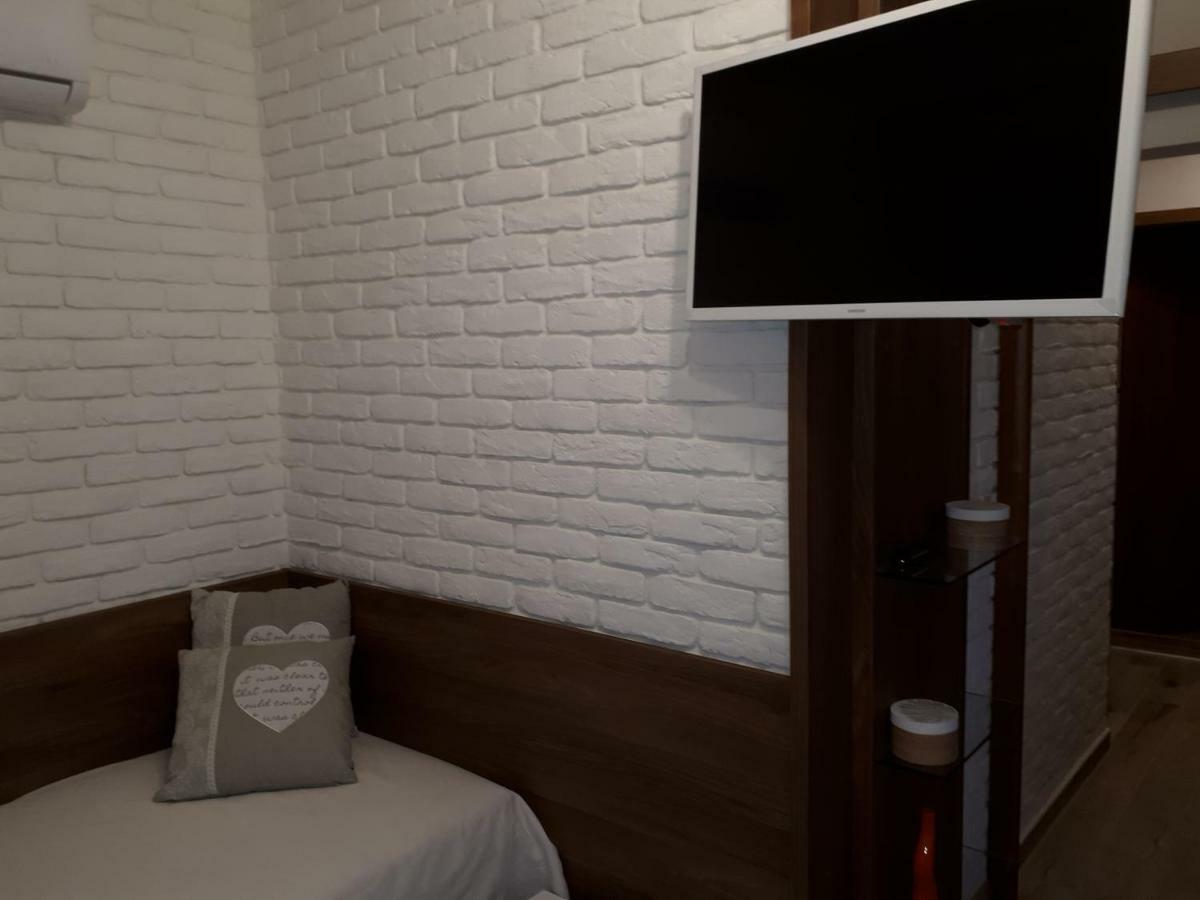 Apartment Art Veliko Tărnovo Esterno foto