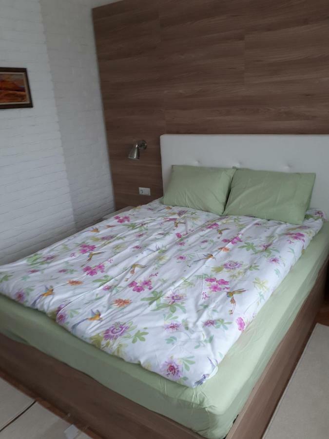 Apartment Art Veliko Tărnovo Esterno foto