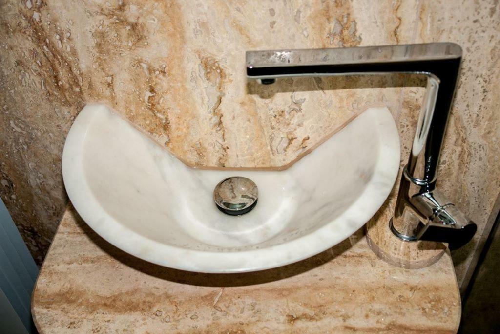 Apartment Art Veliko Tărnovo Esterno foto