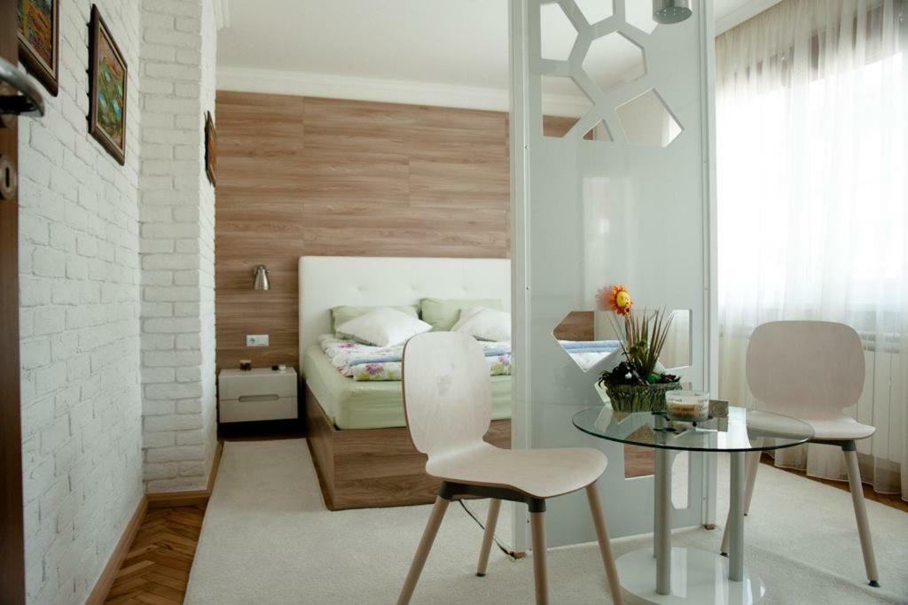 Apartment Art Veliko Tărnovo Esterno foto