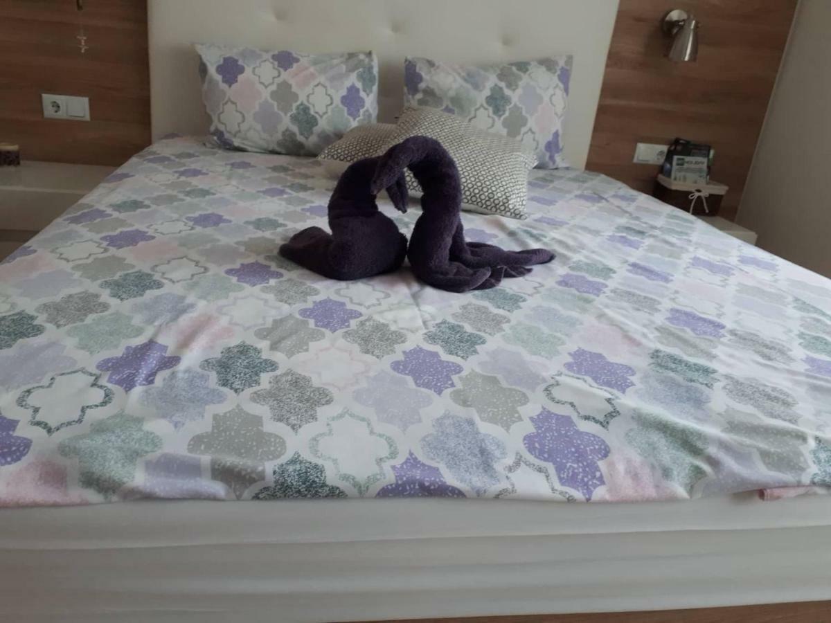 Apartment Art Veliko Tărnovo Esterno foto