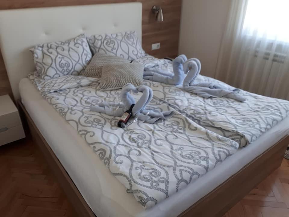 Apartment Art Veliko Tărnovo Esterno foto